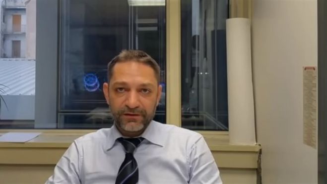 &Eta; &omicron;&iota;&kappa;&omicron;&gamma;έ&nu;&epsilon;&iota;&alpha; &tau;&omicron;&upsilon; &Sigma;&Kappa;&Alpha;Ϊ &theta;&rho;&eta;&nu;&epsilon;ί &tau;&eta;&nu; &alpha;&pi;ώ&lambda;&epsilon;&iota;&alpha; &tau;&omicron;&upsilon; &delta;&eta;&mu;&omicron;&sigma;&iota;&omicron;&gamma;&rho;ά&phi;&omicron;&upsilon; &Beta;&alpha;&sigma;ί&lambda;&eta; &Mu;&pi;&epsilon;&sigma;&kappa;έ&nu;&eta;