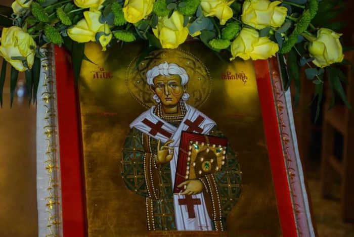 &Alpha;&gamma;&rho;&upsilon;&pi;&nu;ί&alpha; &tau;&eta;&nu; &Tau;&epsilon;&tau;ά&rho;&tau;&eta; &sigma;&tau;&omicron; &Nu;&alpha;ό &Pi;&rho;&omicron;&phi;ή&tau;&eta; &Eta;&lambda;ί&alpha; &Tau;&rho;ί&pi;&omicron;&lambda;&eta;&sigmaf;