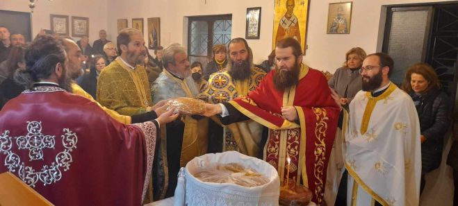 &Omicron; &Epsilon;&sigma;&pi;&epsilon;&rho;&iota;&nu;ό&sigmaf; &tau;&omicron;&upsilon; &Alpha;&gamma;ί&omicron;&upsilon; &Sigma;&pi;&upsilon;&rho;&iota;&delta;ώ&nu;&omicron;&sigmaf; &sigma;&tau;&omicron; &Pi;&epsilon;&rho;&pi;&alpha;&tau;ά&rho;&iota; (&epsilon;&iota;&kappa;ό&nu;&epsilon;&sigmaf;)