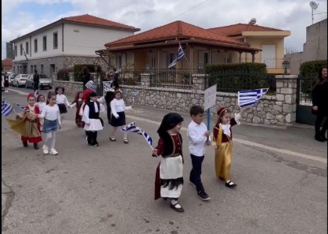 &Sigma;&tau;ά&delta;&iota;&omicron; &Tau;&epsilon;&gamma;έ&alpha;&sigmaf; | &Eta; &pi;&alpha;&rho;έ&lambda;&alpha;&sigma;&eta; &gamma;&iota;&alpha; &tau;&eta;&nu; "25&eta; &Mu;&alpha;&rho;&tau;ί&omicron;&upsilon;" (vd)