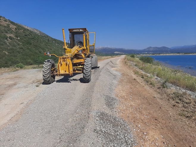 &Xi;&epsilon;&kappa;ί&nu;&eta;&sigma;&alpha;&nu; &tau;&alpha; έ&rho;&gamma;&alpha; &alpha;&nu;&alpha;&beta;ά&theta;&mu;&iota;&sigma;&eta;&sigmaf; &sigma;&tau;&eta;&nu; &Tau;ά&kappa;&alpha; (&epsilon;&iota;&kappa;ό&nu;&epsilon;&sigmaf;)