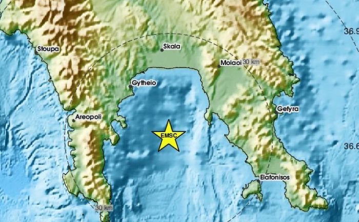 &Tau;&alpha;&rho;&alpha;&kappa;&omicron;ύ&nu;&eta;&sigma;&epsilon; &kappa;&alpha;&iota; &tau;&eta;&nu; &Alpha;&rho;&kappa;&alpha;&delta;ί&alpha; &omicron; &sigma;&epsilon;&iota;&sigma;&mu;ό&sigmaf; &sigma;&tau;&eta; &gamma;&epsilon;&iota;&tau;&omicron;&nu;&iota;&kappa;ή &Lambda;&alpha;&kappa;&omega;&nu;ί&alpha;