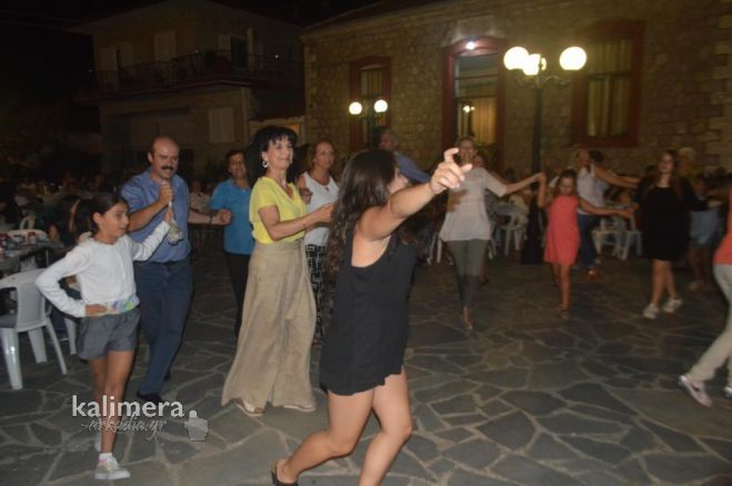 &Tau;&omicron; &gamma;&lambda;έ&nu;&tau;&iota; &tau;&omicron;&upsilon; &Pi;&omicron;&lambda;&iota;&tau;&iota;&sigma;&tau;&iota;&kappa;&omicron;ύ &Sigma;&upsilon;&lambda;&lambda;ό&gamma;&omicron;&upsilon; &Alpha;&lambda;έ&alpha;&sigmaf; &Tau;&epsilon;&gamma;έ&alpha;&sigmaf;! (&epsilon;&iota;&kappa;ό&nu;&epsilon;&sigmaf; - &beta;ί&nu;&tau;&epsilon;&omicron;)