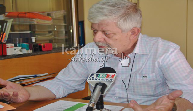 &Delta;. &Pi;&alpha;&upsilon;&lambda;ή&sigmaf;: &laquo;&Mu;&eta;&nu; &pi;&epsilon;&rho;&iota;&mu;έ&nu;&epsilon;&tau;&epsilon; &lambda;ύ&sigma;&eta; &sigma;&tau;&omicron; &pi;&rho;ό&beta;&lambda;&eta;&mu;&alpha; &alpha;&pi;ό &tau;&omicron; &Delta;ή&mu;&omicron; &Tau;&rho;ί&pi;&omicron;&lambda;&eta;&sigmaf;&raquo; (vd)