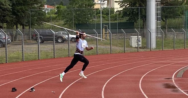 &Phi;&epsilon;&sigma;&tau;&iota;&beta;ά&lambda; &Rho;ί&psi;&epsilon;&omega;&nu; &sigma;&tau;&eta;&nu; &Tau;&rho;ί&pi;&omicron;&lambda;&eta; | &Omicron; &Gamma;&iota;ά&nu;&nu;&eta;&sigmaf; &Kappa;&upsilon;&rho;&iota;&alpha;&zeta;ή&sigmaf; &epsilon;&pi;έ&sigma;&tau;&rho;&epsilon;&psi;&epsilon; &mu;&epsilon; &beta;&omicron;&lambda;ή &sigma;&tau;&alpha; 75,90 &mu;έ&tau;&rho;&alpha;