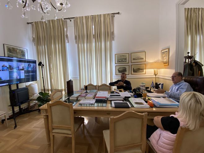 &Xi;&epsilon;&kappa;&iota;&nu;&omicron;ύ&nu; έ&lambda;&epsilon;&gamma;&chi;&omicron;&iota; &alpha;&pi;ό &tau;&eta;&nu; &Pi;&epsilon;&rho;&iota;&phi;έ&rho;&epsilon;&iota;&alpha; &Pi;&epsilon;&lambda;&omicron;&pi;&omicron;&nu;&nu;ή&sigma;&omicron;&upsilon; &sigma;&tau;&alpha; &iota;&delta;&iota;&omega;&tau;&iota;&kappa;ά &gamma;&upsilon;&mu;&nu;&alpha;&sigma;&tau;ή&rho;&iota;&alpha;