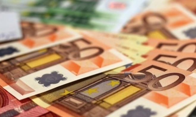 &Epsilon;&pi;ί&delta;&omicron;&mu;&alpha; 500 &epsilon;&upsilon;&rho;ώ &chi;&omicron;&rho;&eta;&gamma;&epsilon;ί &omicron; &delta;ή&mu;&omicron;&sigmaf; &Mu;&epsilon;&sigma;&omicron;&lambda;&omicron;&gamma;&gamma;ί&omicron;&upsilon; &sigma;&epsilon; &gamma;&iota;&alpha;&tau;&rho;&omicron;ύ&sigmaf;