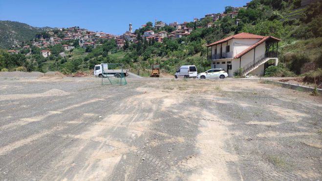 &Xi;&epsilon;&kappa;ί&nu;&eta;&sigma;&alpha;&nu; &pi;ά&lambda;&iota; &omicron;&iota; &epsilon;&rho;&gamma;&alpha;&sigma;ί&epsilon;&sigmaf; &sigma;&tau;&omicron; &gamma;ή&pi;&epsilon;&delta;&omicron; &Delta;&eta;&mu;&eta;&tau;&sigma;ά&nu;&alpha;&sigmaf;