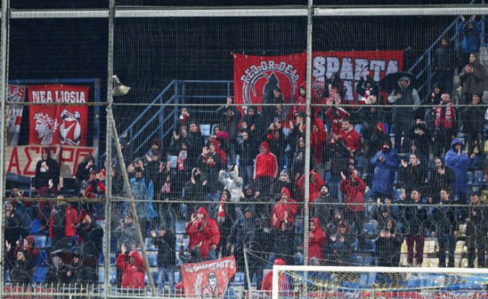 &Mu;&epsilon; &kappa;ό&sigma;&mu;&omicron; έ&rho;&chi;&epsilon;&tau;&alpha;&iota; &omicron; &Omicron;&lambda;&upsilon;&mu;&pi;&iota;&alpha;&kappa;ό&sigmaf; &sigma;&tau;&eta;&nu; &Tau;&rho;ί&pi;&omicron;&lambda;&eta;!