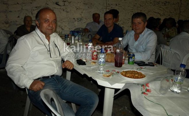 &Mu;&pi;ά&kappa;&omicron;&sigmaf; &kappa;&alpha;&iota; &Kappa;&alpha;ϋ&mu;&epsilon;&nu;ά&kappa;&eta;&sigmaf; &sigma;&tau;&omicron; &pi;&alpha;&nu;&eta;&gamma;ύ&rho;&iota; &tau;&eta;&sigmaf; &Pi;&alpha;&nu;&alpha;&gamma;ί&alpha;&sigmaf; &sigma;&tau;&iota;&sigmaf; &Kappa;&omicron;&lambda;&lambda;ί&nu;&epsilon;&sigmaf; (&epsilon;&iota;&kappa;ό&nu;&epsilon;&sigmaf;)!