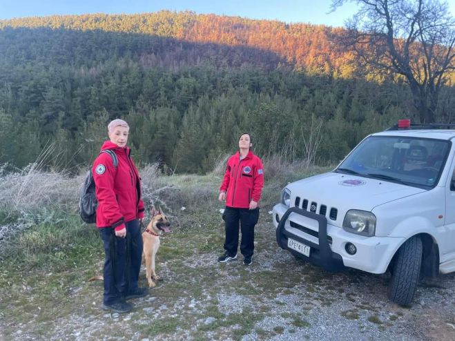 Από την Κυριακή αγνοείται ο 55χρονος στην Αρκαδία | Το silver alert, ο εκπαιδευμένος σκύλος και το drone της αστυνομίας (εικόνες)