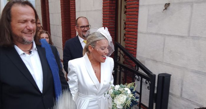 &Pi;&alpha;&nu;&tau;&rho;&epsilon;ύ&tau;&eta;&kappa;&epsilon; &omicron; &delta;&eta;&mu;&omicron;&tau;&iota;&kappa;ό&sigmaf; &sigma;ύ&mu;&beta;&omicron;&upsilon;&lambda;&omicron;&sigmaf; &Tau;&rho;ί&pi;&omicron;&lambda;&eta;&sigmaf;, &Pi;ά&nu;&omicron;&sigmaf; &Kappa;&alpha;&mu;&pi;&upsilon;&lambda;&alpha;&upsilon;&kappa;ά&sigmaf;