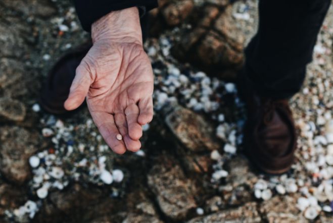 &Zeta;&omega;ή &omicron; &pi;&iota;&omicron; &mu;&epsilon;&gamma;ά&lambda;&omicron;&sigmaf; &kappa;&alpha;&iota; &sigma;&upsilon;&nu;ά&mu;&alpha; &sigma;ύ&nu;&tau;&omicron;&mu;&omicron;&sigmaf; &kappa;ύ&kappa;&lambda;&omicron;&sigmaf; &rho;&omicron;ή&sigmaf;.