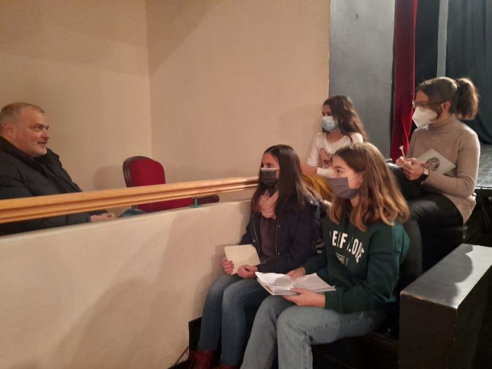 &Eta; &delta;&eta;&mu;&omicron;&sigma;&iota;&omicron;&gamma;&rho;&alpha;&phi;&iota;&kappa;ή "&alpha;&nu;ά&kappa;&rho;&iota;&sigma;&eta;" &tau;&omicron;&upsilon; &Pi;&alpha;&nu;&alpha;&gamma;&iota;ώ&tau;&eta; &Mu;ά&rho;&gamma;&alpha;&rho;&eta; &alpha;&pi;ό &mu;&alpha;&theta;ή&tau;&rho;&iota;&epsilon;&sigmaf; &tau;&omicron;&upsilon; 2&omicron;&upsilon; &Pi;&rho;&omicron;&tau;ύ&pi;&omicron;&upsilon; &Gamma;&upsilon;&mu;&nu;&alpha;&sigma;ί&omicron;&upsilon; &Tau;&rho;ί&pi;&omicron;&lambda;&eta;&sigmaf;! (vd)