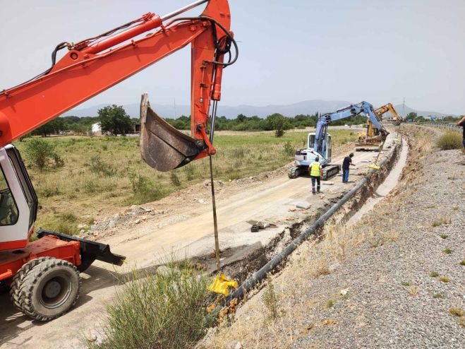 &Mu;&epsilon; &gamma;&omicron;&rho;&gamma;&omicron;ύ&sigmaf; &rho;&upsilon;&theta;&mu;&omicron;ύ&sigmaf; &pi;&rho;&omicron;&chi;&omega;&rho;ά &eta; &kappa;&alpha;&tau;&alpha;&sigma;&kappa;&epsilon;&upsilon;ή &tau;&omicron;&upsilon; &delta;&iota;&kappa;&tau;ύ&omicron;&upsilon; &delta;&iota;&alpha;&nu;&omicron;&mu;ή&sigmaf; &phi;&upsilon;&sigma;&iota;&kappa;&omicron;ύ &alpha;&epsilon;&rho;ί&omicron;&upsilon; &sigma;&tau;&eta; &Mu;&epsilon;&gamma;&alpha;&lambda;ό&pi;&omicron;&lambda;&eta; (&epsilon;&iota;&kappa;ό&nu;&epsilon;&sigmaf;)