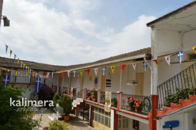 &Pi;&alpha;&nu;&eta;&gamma;&upsilon;&rho;ί&zeta;&epsilon;&iota; &eta; &Iota;&epsilon;&rho;ά &Mu;&omicron;&nu;ή &Alpha;&gamma;ί&omicron;&upsilon; &Nu;&iota;&kappa;&omicron;&lambda;ά&omicron;&upsilon; &Kappa;&alpha;&lambda;&tau;&epsilon;&zeta;ώ&nu;