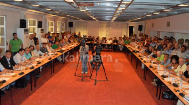 &Nu;&omega;&rho;ί&tau;&epsilon;&rho;&alpha; έ&gamma;&iota;&nu;&epsilon; &tau;&omicron; έ&kappa;&tau;&alpha;&kappa;&tau;&omicron; &Delta;&eta;&mu;&omicron;&tau;&iota;&kappa;ό &Sigma;&upsilon;&mu;&beta;&omicron;ύ&lambda;&iota;&omicron; &sigma;&tau;&eta;&nu; &Tau;&rho;ί&pi;&omicron;&lambda;&eta;