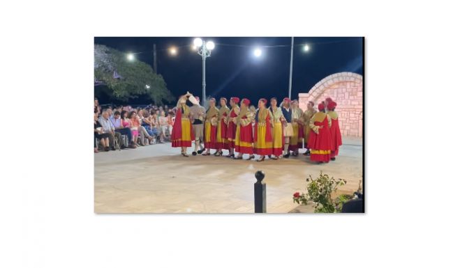 Γεράκι Λακωνίας | Κέρδισε το χειροκρότημα το Χορευτικό Συγκρότημα Λεωνιδίου (vd)