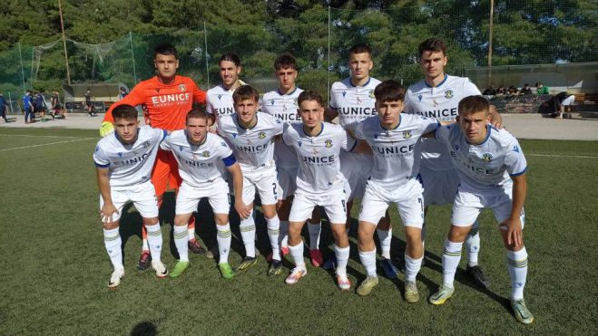 &Pi;&rho;ώ&tau;&eta; &kappa;&alpha;&iota; &alpha;ή&tau;&tau;&eta;&tau;&eta; &eta; &Kappa;19 &tau;&omicron;&upsilon; &Alpha;&sigma;&tau;έ&rho;&alpha; &Tau;&rho;ί&pi;&omicron;&lambda;&eta;&sigmaf;! (&epsilon;&iota;&kappa;ό&nu;&epsilon;&sigmaf;)