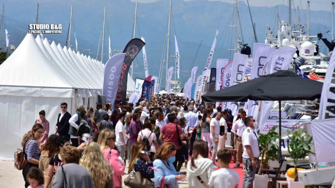 &Pi;&rho;&omega;&tau;&omicron;&mu;&alpha;&gamma;&iota;ά | "&Delta;&epsilon;&nu; &pi;έ&phi;&tau;&epsilon;&iota; &kappa;&alpha;&rho;&phi;ί&tau;&sigma;&alpha;" &sigma;&tau;&omicron; &Nu;&alpha;ύ&pi;&lambda;&iota;&omicron;!