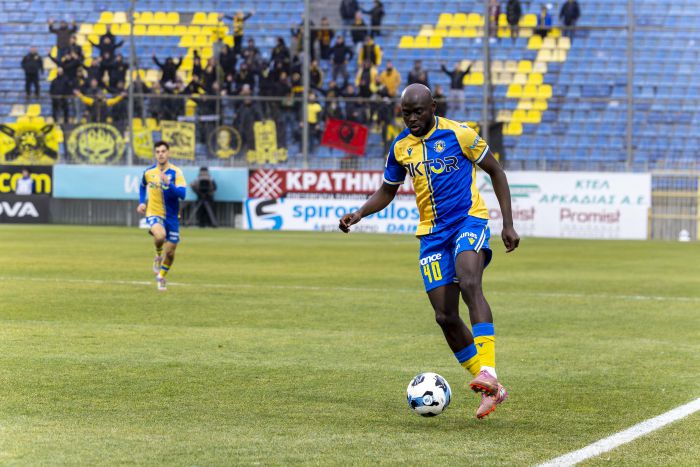 &laquo;&Omicron; &Kappa;&epsilon;&tau;&omicron;ύ &epsilon;&nu;&tau;&upsilon;&pi;&omega;&sigma;&iota;ά&zeta;&epsilon;&iota; &mu;&epsilon; &tau;&omicron;&nu; &Alpha;&sigma;&tau;έ&rho;&alpha; AKTOR &kappa;&alpha;&iota; &beta;&rho;ί&sigma;&kappa;&epsilon;&tau;&alpha;&iota; &sigma;&tau;&omicron; &sigma;&tau;ό&chi;&alpha;&sigma;&tau;&rho;&omicron; &tau;&omega;&nu; &Omicron;&beta;&iota;έ&delta;&omicron; &kappa;&alpha;&iota; &Alpha;&nu;&tau;ά&lambda;&iota;&alpha;&sigma;&pi;&omicron;&rho;&raquo;