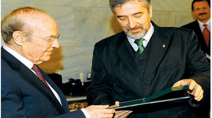 &Omicron;&iota; &sigma;ύ&gamma;&chi;&rho;&omicron;&nu;&omicron;&iota; &epsilon;&upsilon;&epsilon;&rho;&gamma;έ&tau;&epsilon;&sigmaf; &tau;&eta;&sigmaf; &Pi;ά&tau;&rho;&alpha;&sigmaf; &epsilon;ί&nu;&alpha;&iota; &alpha;&pi;ό &tau;&eta;&nu; ... &Alpha;&rho;&kappa;&alpha;&delta;ί&alpha;!