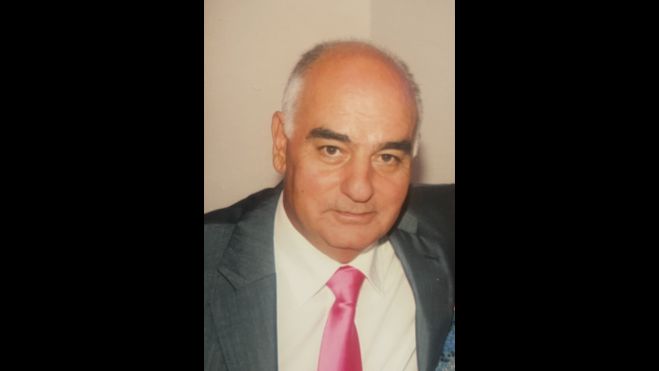 &Sigma;&tau;&eta;&nu; &Tau;&rho;ί&pi;&omicron;&lambda;&eta; &tau;&omicron; 40ή&mu;&epsilon;&rho;&omicron; &mu;&nu;&eta;&mu;ό&sigma;&upsilon;&nu;&omicron; &tau;&omicron;&upsilon; &Theta;&epsilon;ό&delta;&omega;&rho;&omicron;&upsilon; &Delta;&epsilon;&delta;&omicron;ύ&sigma;&eta;