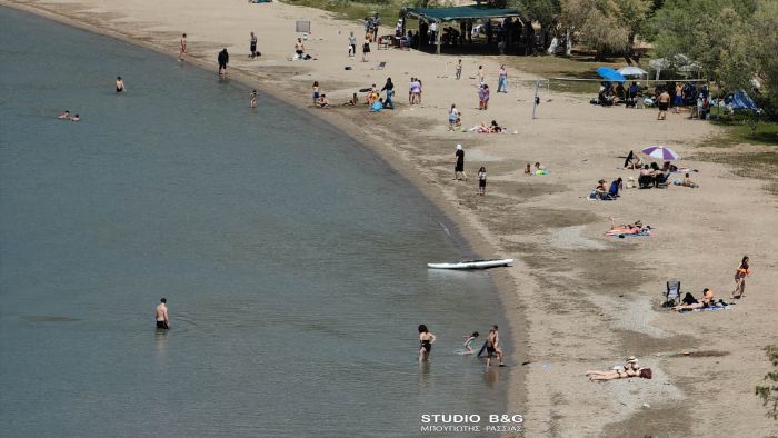 &Tau;&alpha; &pi;&rho;ώ&tau;&alpha; &mu;&pi;ά&nu;&iota;&alpha; &tau;&eta;&sigmaf; Ά&nu;&omicron;&iota;&xi;&eta;&sigmaf; &sigma;&tau;&eta;&nu; &Kappa;&alpha;&rho;&alpha;&theta;ώ&nu;&alpha; &Nu;&alpha;&upsilon;&pi;&lambda;ί&omicron;&upsilon; (&epsilon;&iota;&kappa;ό&nu;&epsilon;&sigmaf;)