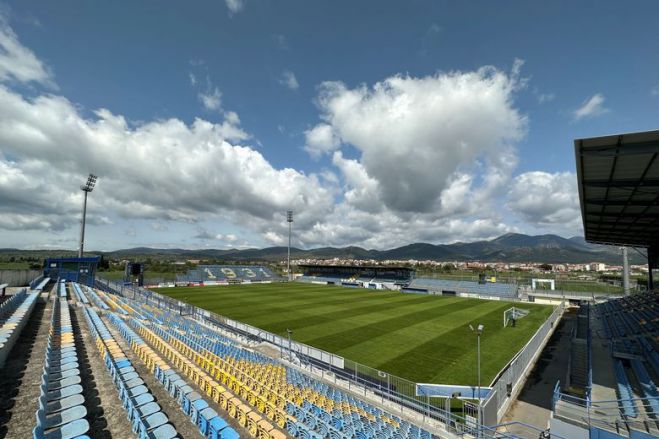 &Alpha;&sigma;&tau;έ&rho;&alpha;&sigmaf; &Tau;&rho;ί&pi;&omicron;&lambda;&eta;&sigmaf; | &Delta;ύ&omicron; &nu;έ&alpha; &sigma;ύ&gamma;&chi;&rho;&omicron;&nu;&alpha; &gamma;&upsilon;&mu;&nu;&alpha;&sigma;&tau;ή&rho;&iota;&alpha;, &nu;έ&omicron;&sigmaf; &chi;&lambda;&omicron;&omicron;&tau;ά&pi;&eta;&tau;&alpha;&sigmaf; &gamma;&iota;&alpha; &tau;&iota;&sigmaf; &alpha;&kappa;&alpha;&delta;&eta;&mu;ί&epsilon;&sigmaf;!