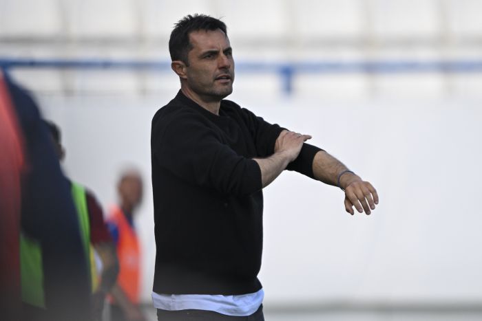 &Alpha;&nu;&tau;&omega;&nu;ό&pi;&omicron;&upsilon;&lambda;&omicron;&sigmaf;: &laquo;&Delta;&epsilon;&nu; &delta;&iota;&kappa;&alpha;&iota;&omicron;ύ&mu;&alpha;&sigma;&tau;&alpha;&nu; &omicron;ύ&tau;&epsilon; &tau;&omicron;&nu; &beta;&alpha;&theta;&mu;ό&raquo;