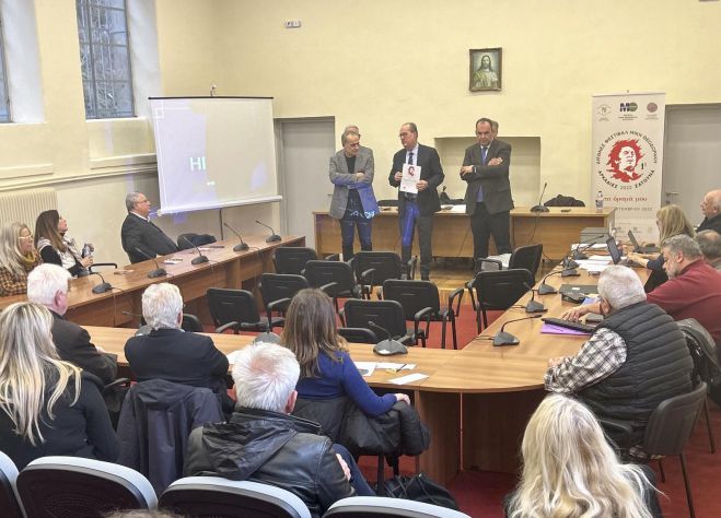 &Epsilon;&pi;ί&tau;&iota;&mu;&omicron; &mu;έ&lambda;&omicron;&sigmaf; &sigma;&tau;&omicron; &Mu;&omicron;&upsilon;&sigma;&epsilon;ί&omicron; &Mu;ί&kappa;&eta; &Theta;&epsilon;&omicron;&delta;&omega;&rho;ά&kappa;&eta; &Zeta;ά&tau;&omicron;&upsilon;&nu;&alpha;&sigmaf; &omicron; &pi;&epsilon;&rho;&iota;&phi;&epsilon;&rho;&epsilon;&iota;ά&rho;&chi;&eta;&sigmaf; &Pi;&epsilon;&lambda;&omicron;&pi;&omicron;&nu;&nu;ή&sigma;&omicron;&upsilon; &Pi;. &Nu;ί&kappa;&alpha;&sigmaf;