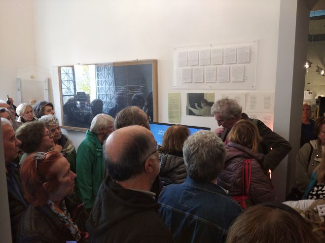 Επισκέπτες από τα Τρίκαλα και την Αθήνα κατέκλυσαν το Μουσείο Μίκη Θεοδωράκη στη Ζάτουνα! (εικόνες)