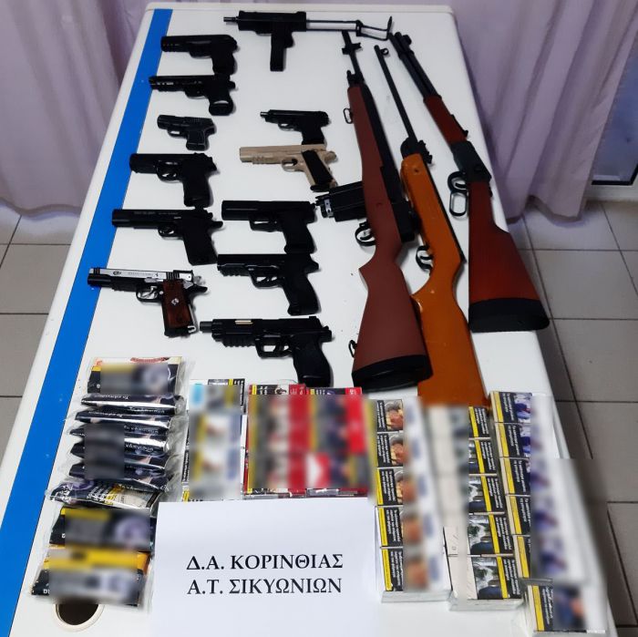Αεροβόλα όπλα και πιστόλια εντοπίστηκαν στην Κορινθία