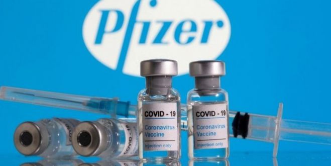 Εμβόλιο Pfizer | Πόσο μεγαλύτερη προστασία παρέχουν οι 3 δόσεις σε σχέση με τις 2
