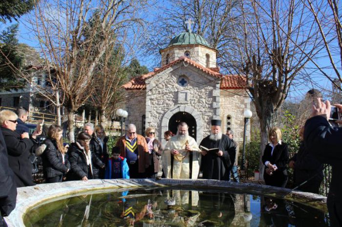 Τα "Φώτα¨ στη Ζάτουνα Γορτυνίας! (εικόνες)