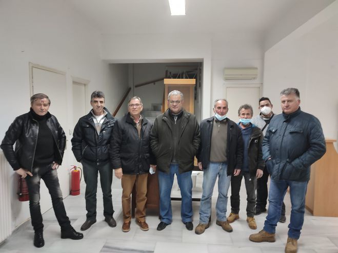 &Sigma;&upsilon;&nu;ά&nu;&tau;&eta;&sigma;&eta; &Lambda;&alpha;&gamma;&omicron;ύ &mu;&epsilon; &Pi;&rho;&omicron;έ&delta;&rho;&omicron;&upsilon;&sigmaf; &tau;&eta;&sigmaf; &Delta;&eta;&mu;&omicron;&tau;&iota;&kappa;ή&sigmaf; &Epsilon;&nu;ό&tau;&eta;&tau;&alpha;&sigmaf; &Beta;&alpha;&lambda;&tau;&epsilon;&tau;&sigma;ί&omicron;&upsilon; - &Sigma;&tau;&omicron; &epsilon;&pi;ί&kappa;&epsilon;&nu;&tau;&rho;&omicron; &tau;&alpha; &alpha;&pi;&omicron;&rho;&rho;ί&mu;&mu;&alpha;&tau;&alpha; (&epsilon;&iota;&kappa;ό&nu;&epsilon;&sigmaf;)