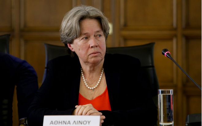 &Sigma;&upsilon;&nu;ά&nu;&tau;&eta;&sigma;&eta; &pi;&epsilon;&rho;&iota;&phi;&epsilon;&rho;&epsilon;&iota;ά&rho;&chi;&eta; &sigma;&tau;&eta;&nu; &Tau;&rho;ί&pi;&omicron;&lambda;&eta; &mu;&epsilon; &tau;&eta;&nu; &pi;&rho;ό&epsilon;&delta;&rho;&omicron; &tau;&omicron;&upsilon; &Iota;&nu;&sigma;&tau;&iota;&tau;&omicron;ύ&tau;&omicron;&upsilon; Prolepsis &Alpha;&theta;. &Lambda;&iota;&nu;&omicron;ύ