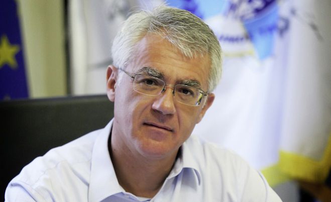 &Omicron; &Gamma;&iota;ά&nu;&nu;&eta;&sigmaf; &Sigma;&mu;&upsilon;&rho;&nu;&iota;ώ&tau;&eta;&sigmaf; &gamma;&iota;&alpha; &tau;&eta;&nu; &pi;&rho;ό&kappa;&rho;&iota;&sigma;&eta; &tau;&omicron;&upsilon; &Alpha;&sigma;&tau;έ&rho;&alpha;