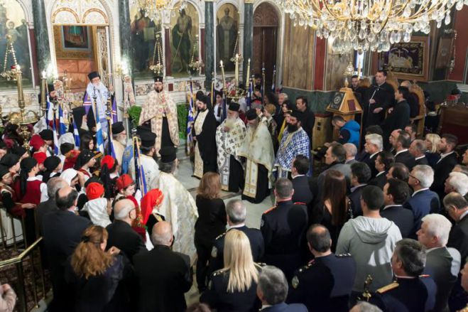 &Eta; &Delta;&omicron;&xi;&omicron;&lambda;ό&gamma;&iota;&alpha; &gamma;&iota;&alpha; &tau;&eta;&nu; 28&eta; Ὀ&kappa;&tau;&omega;&beta;&rho;ί&omicron;&upsilon; &sigma;&tau;&eta;&nu; &Tau;&rho;ί&pi;&omicron;&lambda;&eta; (&epsilon;&iota;&kappa;ό&nu;&epsilon;&sigmaf;)