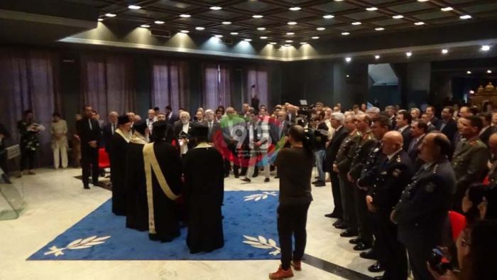 &Tau;&rho;ί&pi;&omicron;&lambda;&eta; | &Epsilon;&gamma;&kappa;&alpha;&iota;&nu;&iota;ά&sigma;&tau;&eta;&kappa;&epsilon; &eta; έ&kappa;&theta;&epsilon;&sigma;&eta;-&alpha;&phi;&iota;έ&rho;&omega;&mu;&alpha; &sigma;&tau;&omicron;&upsilon;&sigmaf; &Nu;&epsilon;&omicron;&mu;ά&rho;&tau;&upsilon;&rho;&epsilon;&sigmaf; (vd)