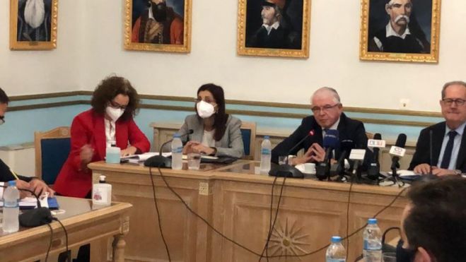 &Tau;&rho;ί&pi;&omicron;&lambda;&eta; | &Alpha;&nu;&alpha;&kappa;&omicron;&iota;&nu;ώ&sigma;&epsilon;&iota;&sigmaf; &Lambda;&upsilon;&kappa;&omicron;&upsilon;&rho;έ&nu;&tau;&zeta;&omicron;&upsilon; &gamma;&iota;&alpha; &tau;&iota;&sigmaf; &alpha;&pi;&omicron;&zeta;&eta;&mu;&iota;ώ&sigma;&epsilon;&iota;&sigmaf; &tau;&omega;&nu; &pi;&lambda;&eta;&gamma;έ&nu;&tau;&omega;&nu; &alpha;&pi;ό &tau;&iota;&sigmaf; &pi;&upsilon;&rho;&kappa;&alpha;&gamma;&iota;έ&sigmaf;