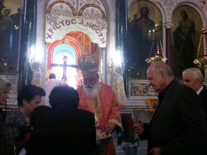 &Mu;&epsilon; &Alpha;&rho;&chi;&iota;&epsilon;&rho;&alpha;&tau;&iota;&kappa;ή &Theta;&epsilon;ί&alpha; &Lambda;&epsilon;&iota;&tau;&omicron;&upsilon;&rho;&gamma;ί&alpha; &xi;&epsilon;&kappa;ί&nu;&eta;&sigma;&epsilon; &tau;&omicron; 1&omicron; &Sigma;&upsilon;&nu;έ&delta;&rho;&iota;&omicron; &tau;&eta;&sigmaf; &laquo;&Omicron;&rho;&theta;&omicron;&delta;&omicron;&xi;ί&alpha;&sigmaf; &tau;&omicron;&upsilon; &Epsilon;&lambda;&lambda;&eta;&nu;&iota;&sigma;&mu;&omicron;ύ&raquo; (&epsilon;&iota;&kappa;ό&nu;&epsilon;&sigmaf;)