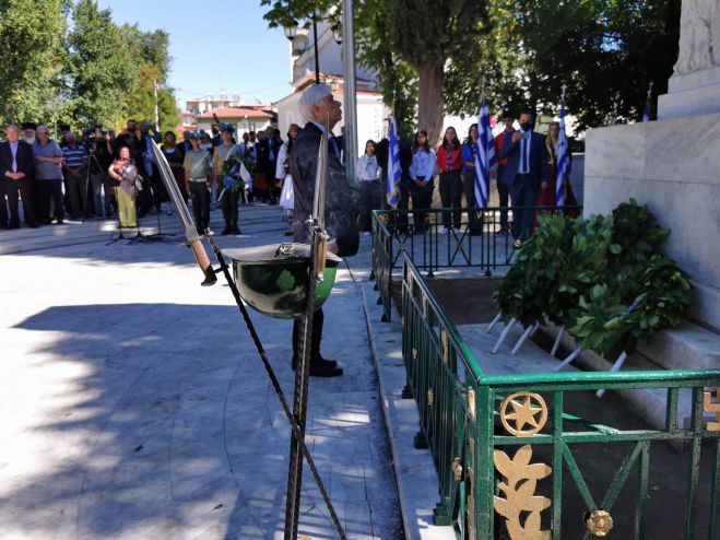 &Eta; &kappa;&alpha;&tau;ά&theta;&epsilon;&sigma;&eta; &sigma;&tau;&epsilon;&phi;ά&nu;&omega;&nu; &gamma;&iota;&alpha; &tau;&eta;&nu; &epsilon;&pi;έ&tau;&epsilon;&iota;&omicron; &tau;&eta;&sigmaf; Ά&lambda;&omega;&sigma;&eta;&sigmaf; &mu;έ&sigma;&alpha; &alpha;&pi;ό &epsilon;&iota;&kappa;ό&nu;&epsilon;&sigmaf;!