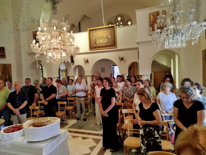&Omicron; &Mu;&eta;&tau;&rho;&omicron;&pi;&omicron;&lambda;ί&tau;&eta;&sigmaf; &Mu;&alpha;&nu;&tau;&iota;&nu;&epsilon;ί&alpha;&sigmaf; &kappa;&alpha;&iota; &Kappa;&upsilon;&nu;&omicron;&upsilon;&rho;ί&alpha;&sigmaf; &sigma;&tau;&omicron;&nu; Έ&lambda;&alpha;&tau;&omicron; &Alpha;&rho;&kappa;&alpha;&delta;ί&alpha;&sigmaf; (&epsilon;&iota;&kappa;ό&nu;&epsilon;&sigmaf;)