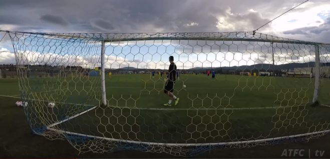 &Pi;&rho;&omicron;&pi;ό&nu;&eta;&sigma;&eta; &mu;&epsilon; &gamma;&kappa;&omicron;&lambda; &sigma;&tau;&omicron;&nu; &Alpha;&sigma;&tau;έ&rho;&alpha;! (vd)