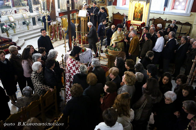 &Kappa;&upsilon;&rho;&iota;&alpha;&kappa;ή &tau;&eta;&sigmaf; &Sigma;&tau;&alpha;&upsilon;&rho;&omicron;&pi;&rho;&omicron;&sigma;&kappa;&upsilon;&nu;ή&sigma;&epsilon;&omega;&sigmaf; &sigma;&tau;&eta;&nu; &Tau;&rho;ί&pi;&omicron;&lambda;&eta; (&epsilon;&iota;&kappa;ό&nu;&epsilon;&sigmaf;)