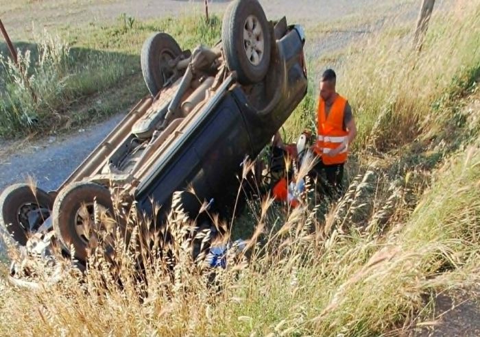Ό&chi;&eta;&mu;&alpha; &alpha;&nu;&alpha;&tau;&rho;ά&pi;&eta;&kappa;&epsilon; &sigma;&tau;&eta; &Beta;&lambda;&alpha;&chi;έ&rho;&nu;&alpha; (&epsilon;&iota;&kappa;ό&nu;&epsilon;&sigmaf;)
