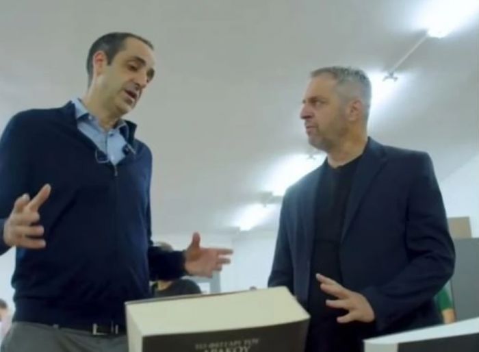&Delta;&omega;&rho;&epsilon;ά &beta;&iota;&beta;&lambda;ί&omega;&nu; &sigma;&tau;&omicron;&nu; &Epsilon;&Omicron;&Pi;&Alpha;&Epsilon; &sigma;&tau;&eta; &Theta;&epsilon;&sigma;&sigma;&alpha;&lambda;&omicron;&nu;ί&kappa;&eta; &alpha;&pi;ό &tau;&omicron;&upsilon;&sigmaf; Bookmarkers &kappa;&alpha;&iota; &tau;&omicron;&nu; &Gamma;&rho;&eta;&gamma;ό&rho;&eta; &Delta;&eta;&mu;&eta;&tau;&rho;&iota;ά&delta;&eta; (video)