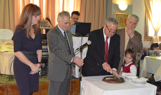 &Kappa;&omicron;&pi;ή &pi;ί&tau;&alpha;&sigmaf; &kappa;&alpha;&iota; &nu;έ&alpha; &delta;&iota;&omicron;ί&kappa;&eta;&sigma;&eta; &sigma;&tau;&omicron; &Sigma;ύ&lambda;&lambda;&omicron;&gamma;&omicron; &Tau;&omicron;&upsilon;&rho;&kappa;&omicron;&lambda;&epsilon;&kappa;&alpha;ί&omega;&nu; (&epsilon;&iota;&kappa;ό&nu;&epsilon;&sigmaf;)