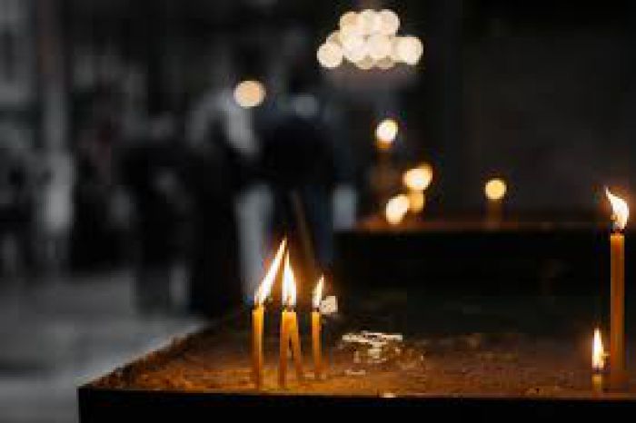 Έ&phi;&upsilon;&gamma;&epsilon; &alpha;&pi;ό &tau;&eta; &zeta;&omega;ή &eta; &Gamma;&epsilon;&omega;&rho;&gamma;ί&alpha; &Gamma;&rho;&omicron;ύ&mu;&pi;&omicron;&upsilon; &ndash; &Beta;&lambda;ά&sigma;&eta;, &sigma;&upsilon;&nu;&tau;&alpha;&xi;&iota;&omicron;ύ&chi;&omicron;&sigmaf; &upsilon;&pi;ά&lambda;&lambda;&eta;&lambda;&omicron;&sigmaf; &Iota;&Kappa;&Alpha;